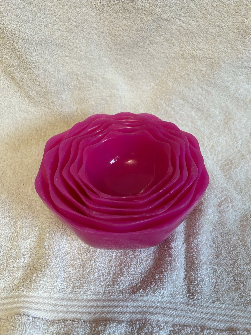 Fuchsia Nesting Silicone Measuring Bowls - 0.5 cup to 4 cup